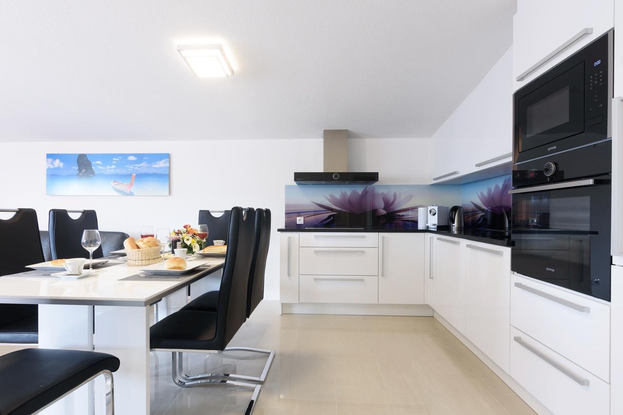 Studio Apartment Maslina Gornji Karin Esterno foto