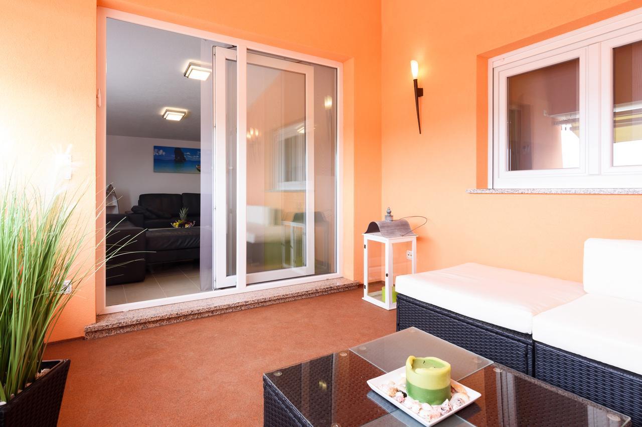 Studio Apartment Maslina Gornji Karin Esterno foto